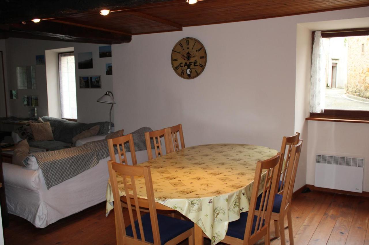 Routier Le Chat Botte - Vankantiehuis In Languedoc-Roussillion B&B 외부 사진